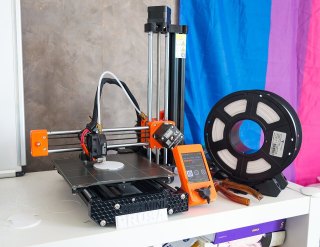 prusa-mini-fdm-3d-yazici-baski-sirasinda.jpg